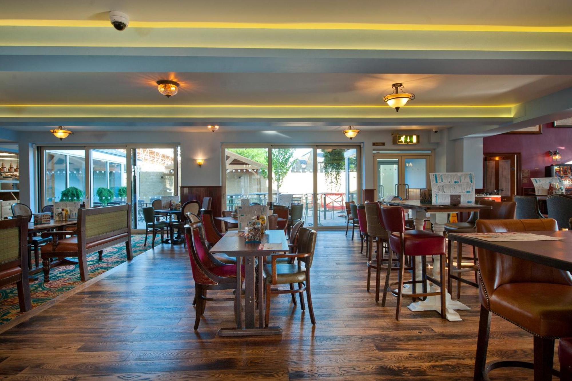 Sandford House Hotel Wetherspoon هنتينجتون المظهر الخارجي الصورة