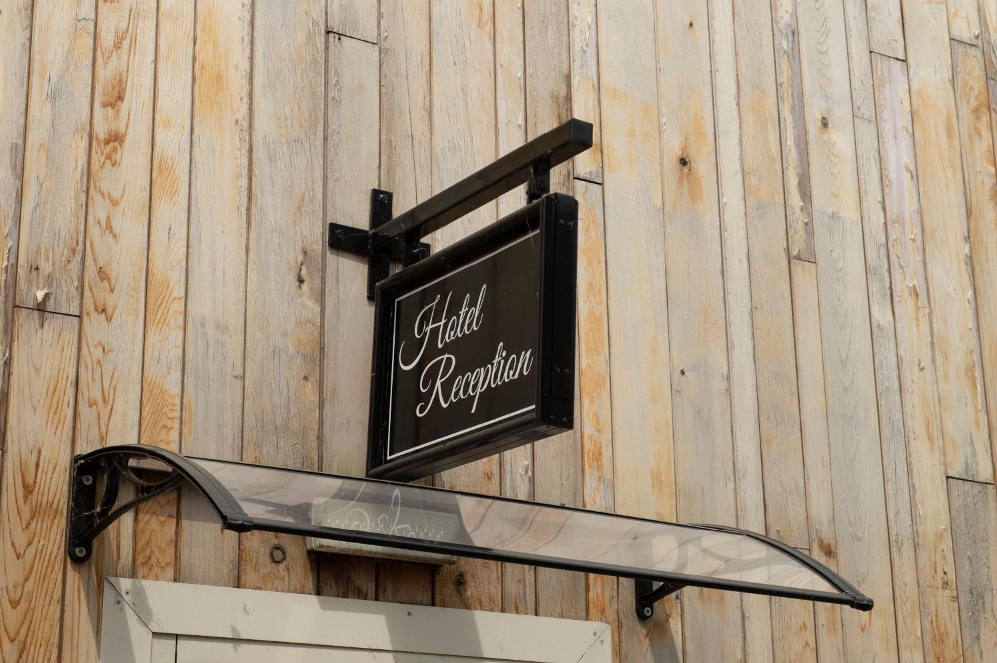 Sandford House Hotel Wetherspoon هنتينجتون المظهر الخارجي الصورة