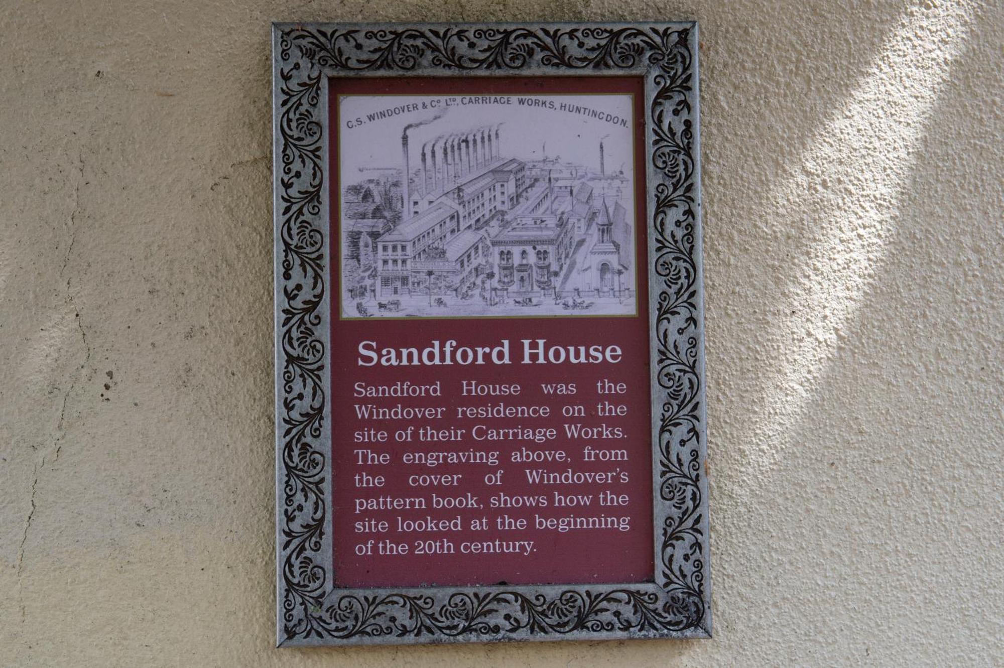 Sandford House Hotel Wetherspoon هنتينجتون المظهر الخارجي الصورة